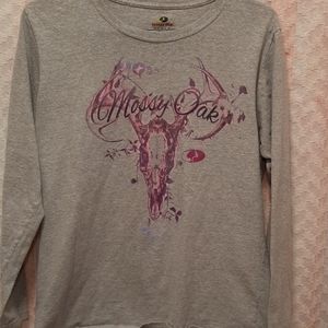 ♠️Mossy Oak Longsleeve Deer Skull Graphic Tee Size Large♠️